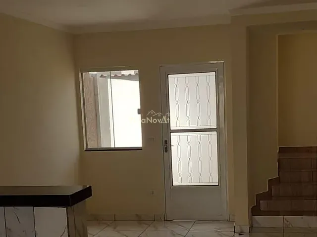 Casa com 150m² 2 quartos e 3 banheiros, à venda, no bairro Jardim das Cerejeiras em Atibaia