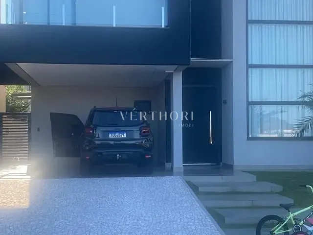 Casa com 250m² 3 quartos e 1 banheiro, à venda, no bairro Gleba Ribeirão Limeiro em Londrina
