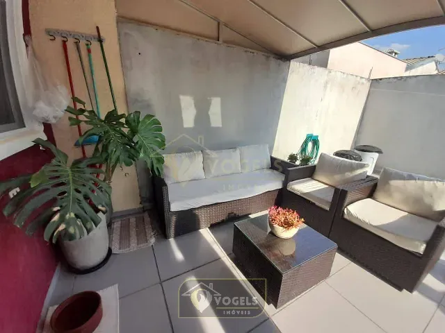 Casa 2 quartos e 1 banheiro, à venda, no bairro Residencial Vila das Tulipas em Holambra