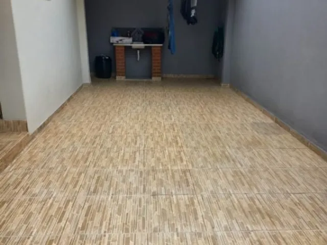 Casa à venda, no bairro Jardim Utinga em Santo André