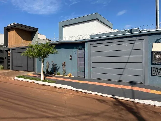 Casa com 250m² 3 quartos e 3 banheiros, à venda, no bairro Jardim das Nações em Campo Grande