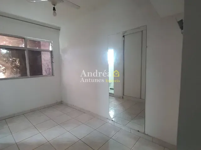 Casa 2 quartos e 4 banheiros, para alugar, no bairro Portinho em Cabo Frio
