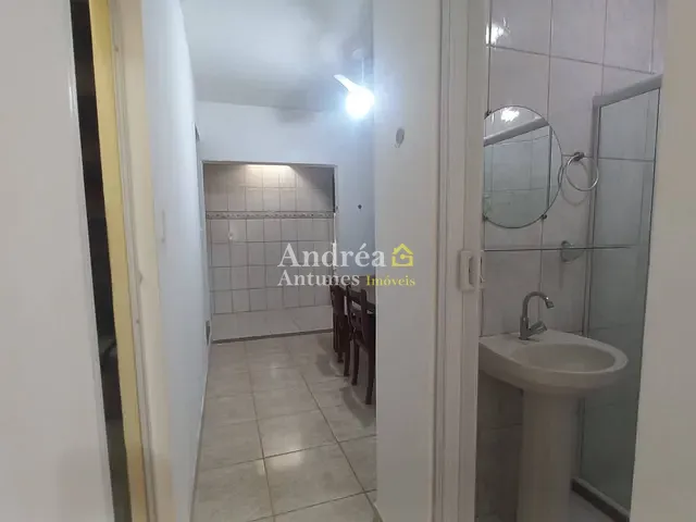 Casa 2 quartos e 4 banheiros, para alugar, no bairro Portinho em Cabo Frio