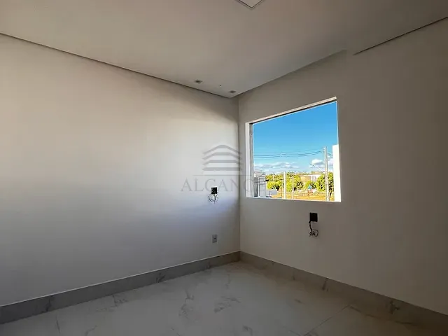 Casa 5 quartos e 5 banheiros, à venda, no bairro Uruguai em Teresina