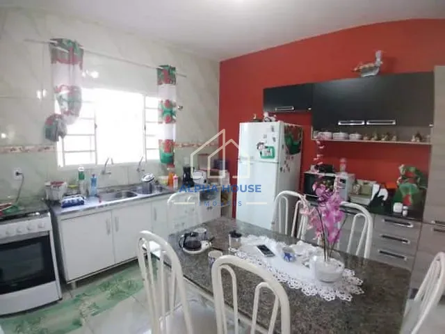 Casa 2 quartos e 2 banheiros, à venda, no bairro Residencial Mombaça I em Pindamonhangaba