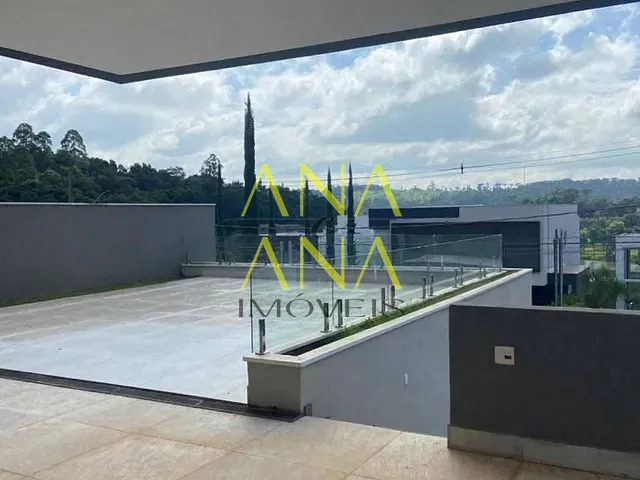Casa com 500m² 3 quartos e 4 banheiros, à venda ou para alugar, no bairro Condomínio Portal de Bragança em Bragança Paulista