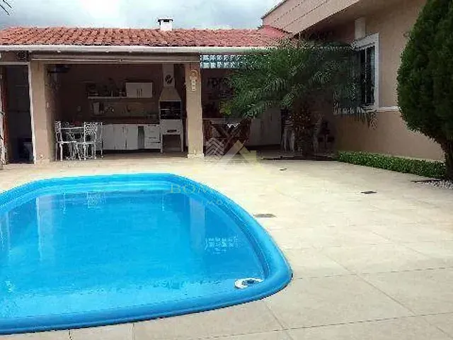 Casa 3 quartos e 3 banheiros, à venda, no bairro Quintas das Avenidas II em Juiz de Fora