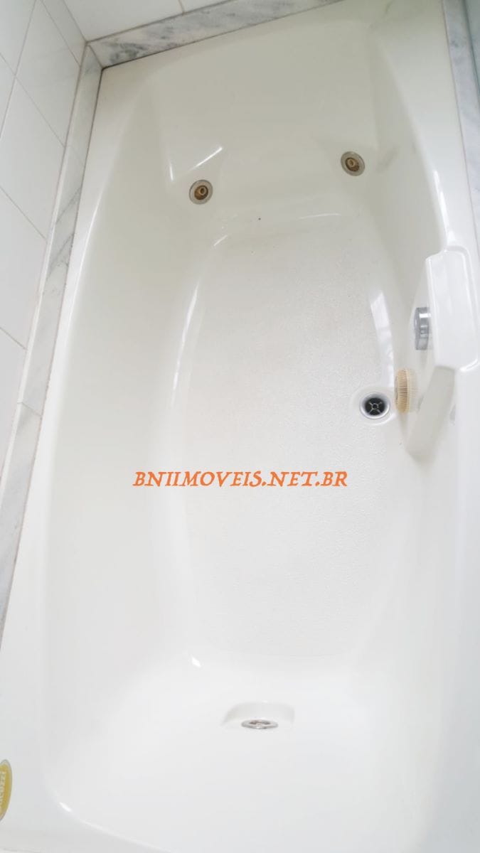 Casa para alugar com 3 quartos, 230m² - Foto 11