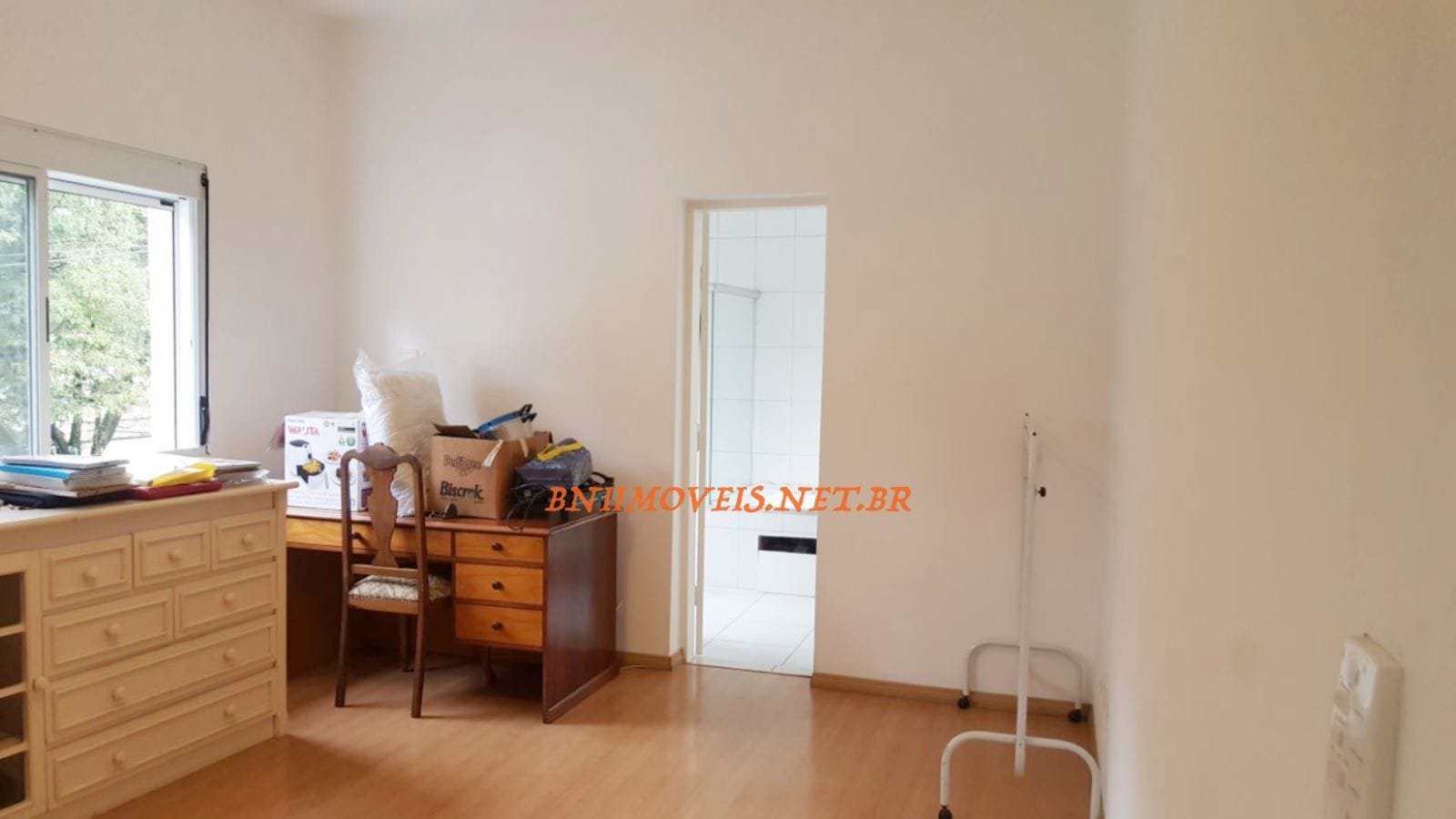 Casa para alugar com 3 quartos, 230m² - Foto 2
