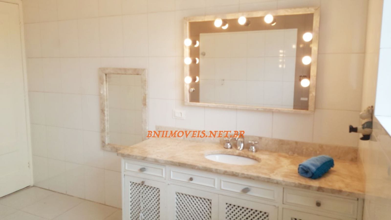 Casa para alugar com 3 quartos, 230m² - Foto 19