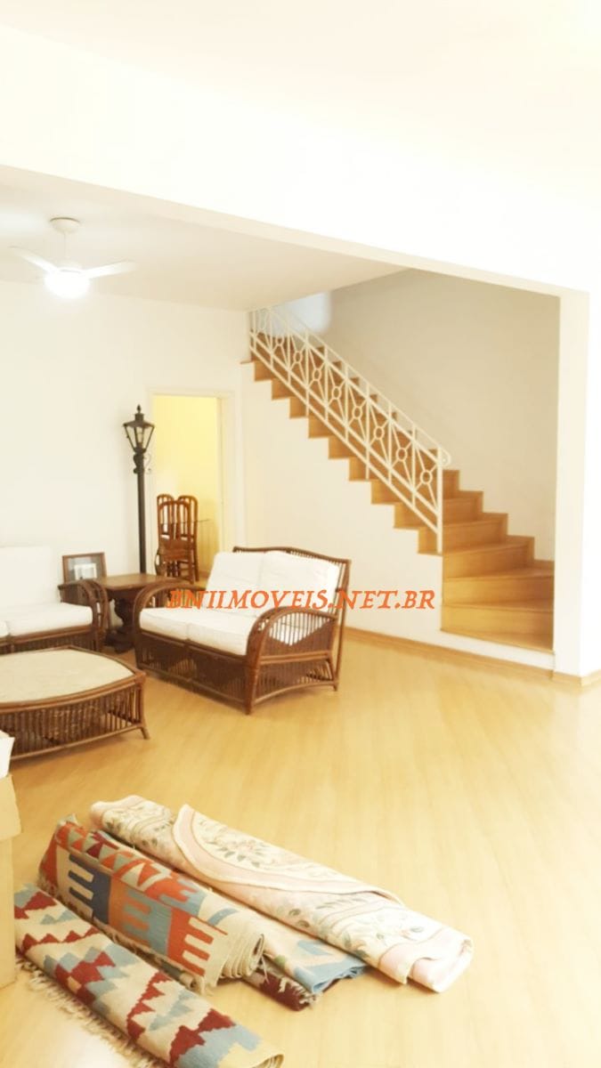 Casa para alugar com 3 quartos, 230m² - Foto 33