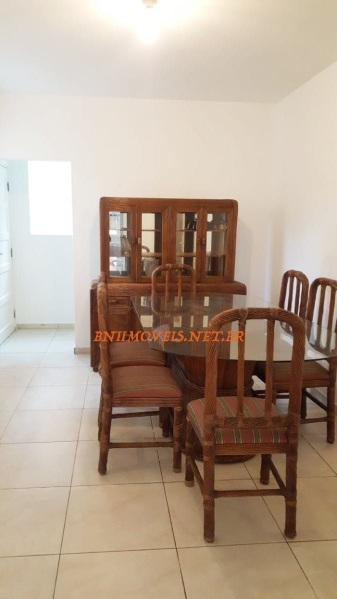 Casa para alugar com 3 quartos, 230m² - Foto 32