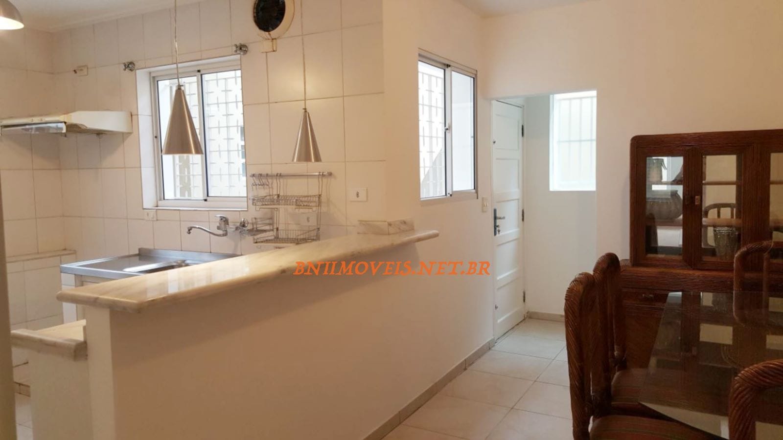 Casa para alugar com 3 quartos, 230m² - Foto 28