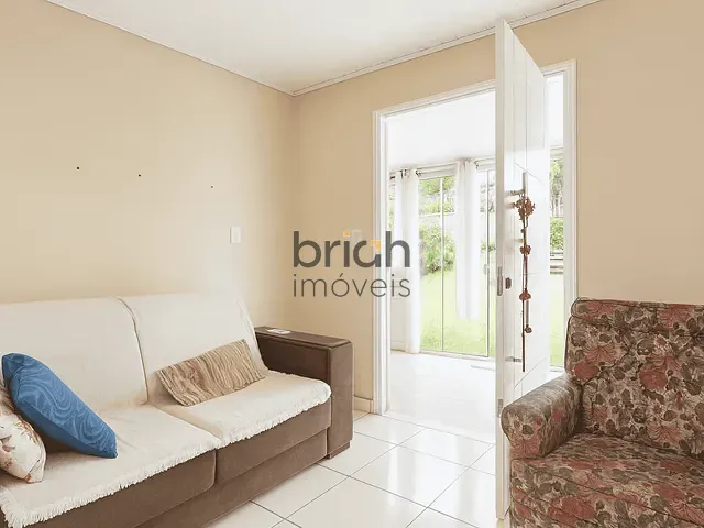 Casa 2 quartos e 1 banheiro, à venda, no bairro Canudos em Novo Hamburgo