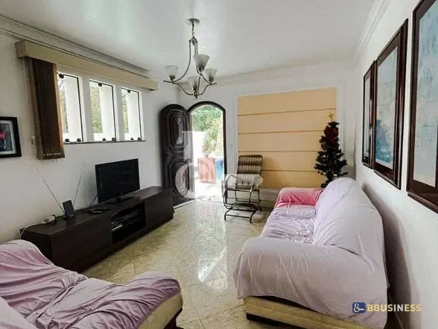 Casa com 380m² 3 quartos e 2 banheiros, à venda, no bairro Parque Turf Club em Campos dos Goytacazes