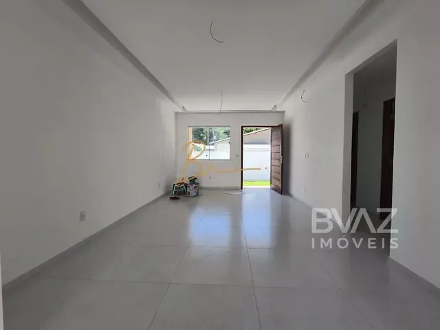 Casa com 300m² 3 quartos e 2 banheiros, à venda, no bairro Campo Redondo em São Pedro da Aldeia