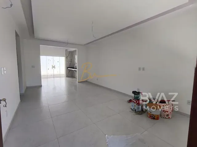 Casa com 300m² 3 quartos e 2 banheiros, à venda, no bairro Campo Redondo em São Pedro da Aldeia
