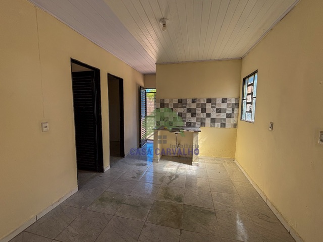Casa 2 quartos e 1 banheiro, para alugar, no bairro Padre Ernesto Sassida em Corumbá