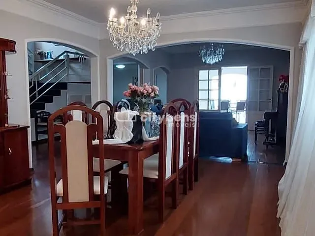 Sobrado 3 quartos e 6 banheiros, à venda, no bairro Jardim do Prado em Araçatuba