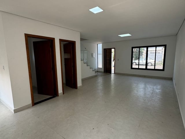Casa 3 quartos e 1 banheiro, à venda, no bairro Real Park Tietê Jundiapeba em Mogi das Cruzes