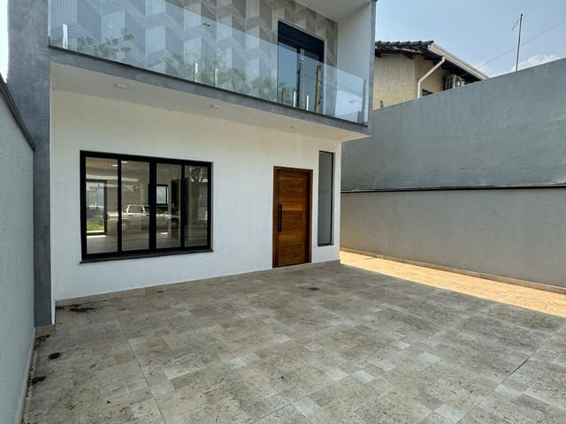 Casa 3 quartos e 1 banheiro, à venda, no bairro Real Park Tietê Jundiapeba em Mogi das Cruzes