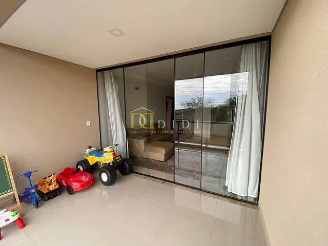 Casa 3 quartos e 3 banheiros, para alugar, no bairro Portal Ville Flamboyant em Porto Feliz