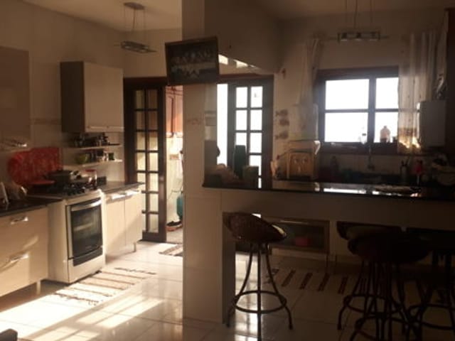 Casa com 250m², à venda, no bairro Residencial Maricá em Pindamonhangaba