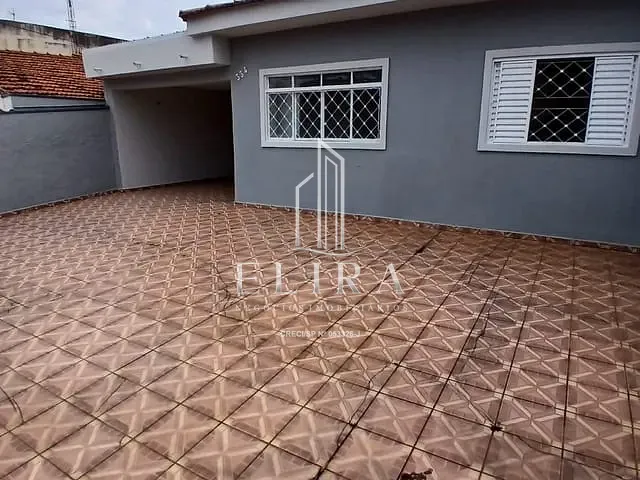 Casa com 300m² 3 quartos e 2 banheiros, à venda, no bairro Cidade Jardim II em Americana