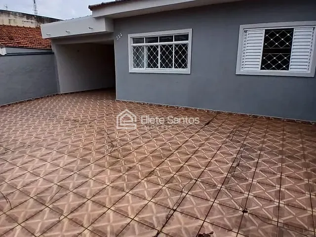 Casa com 300m² 3 quartos e 2 banheiros, à venda, no bairro Cidade Jardim II em Americana