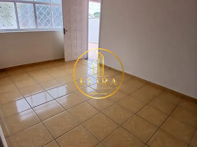 Casa com 300m² 3 quartos e 2 banheiros, à venda, no bairro Cidade Jardim II em Americana