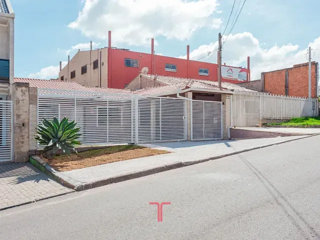 Casa com 170m² 3 quartos e 2 banheiros, à venda, no bairro Capela Velha em Araucária