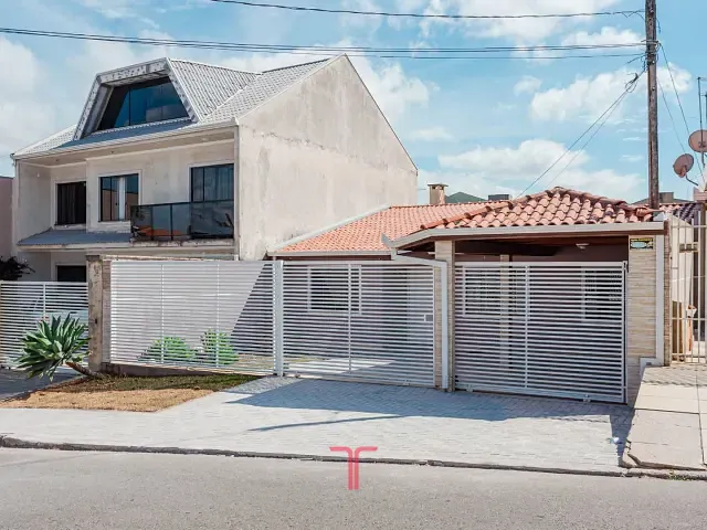 Casa com 170m² 3 quartos e 2 banheiros, à venda, no bairro Capela Velha em Araucária