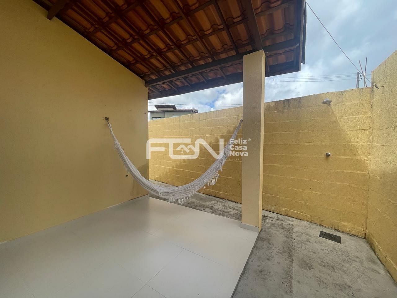 Casa à venda com 2 quartos, 52m² - Foto 13