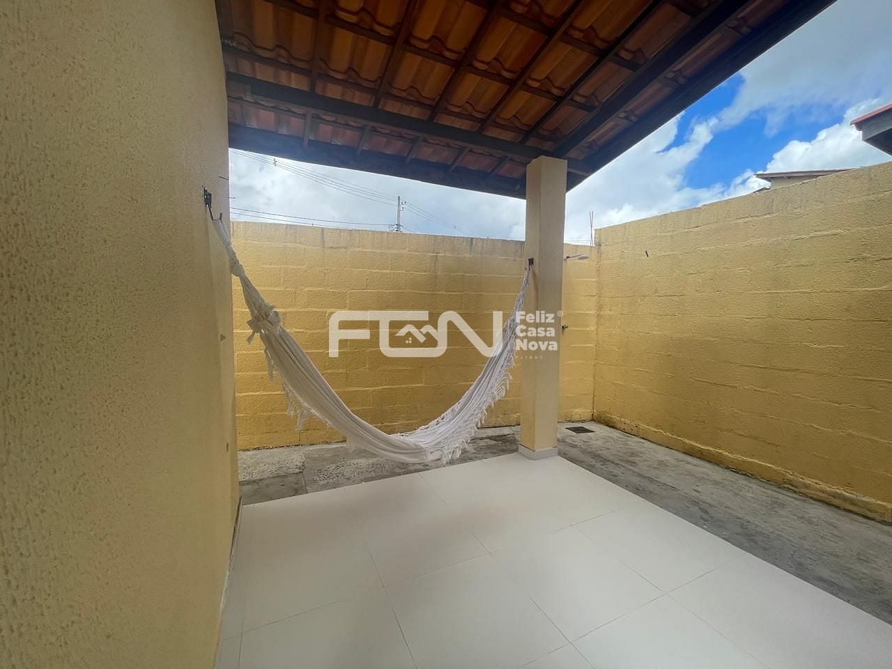 Casa à venda com 2 quartos, 52m² - Foto 12