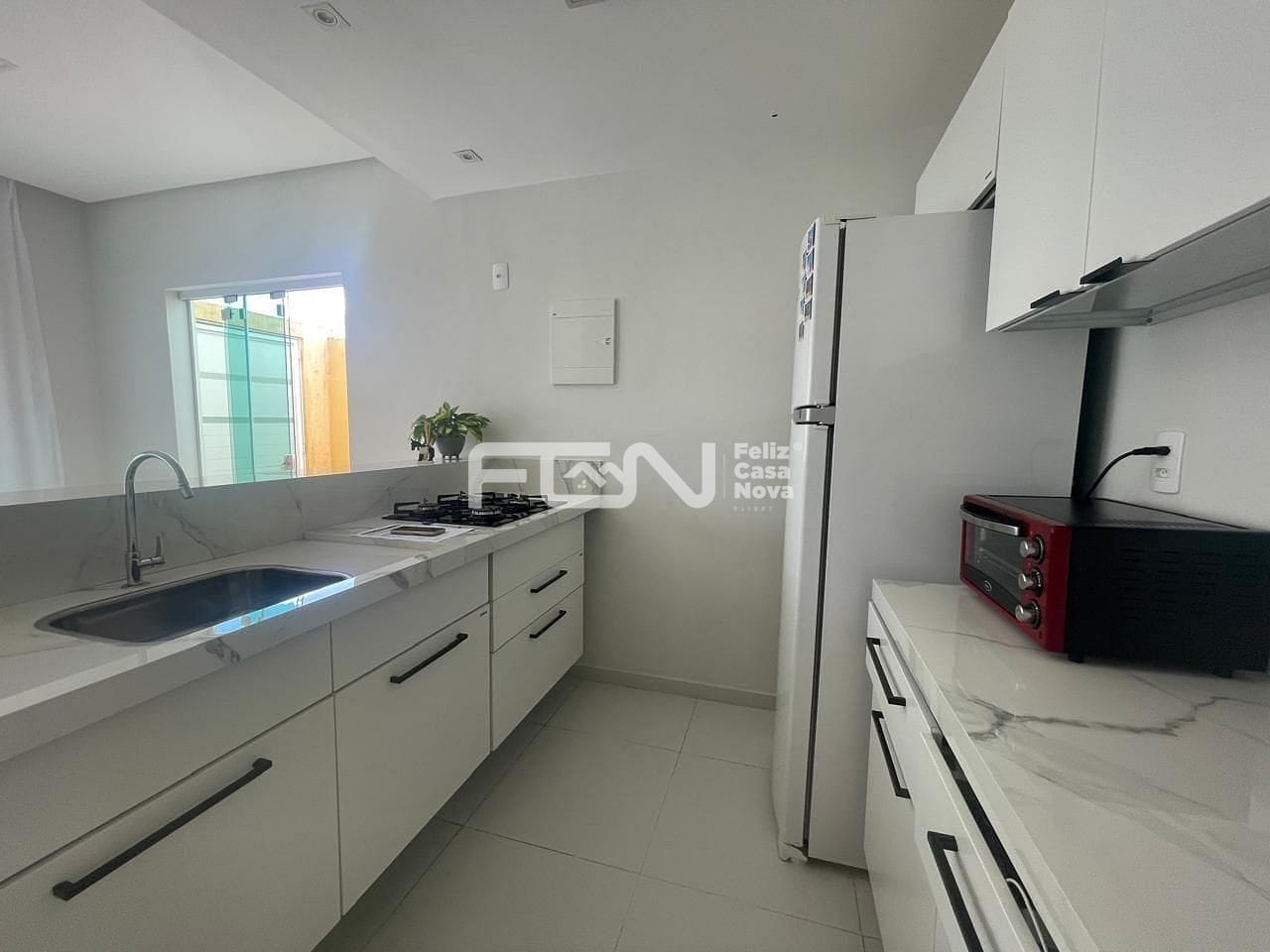 Casa à venda com 2 quartos, 52m² - Foto 5