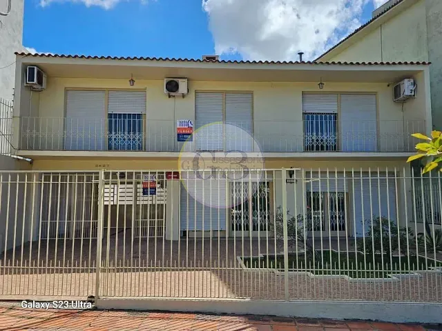 Casa 3 quartos e 3 banheiros, à venda, no bairro Centro em Pelotas