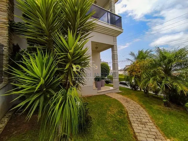 Casa com 463m² 5 quartos e 6 banheiros, à venda, no bairro Cidade Universitária Pedra Branca em Palhoça