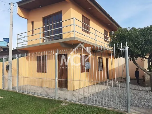 Casa com 150m² 1 quarto e 1 banheiro, à venda, no bairro Fragata em Pelotas