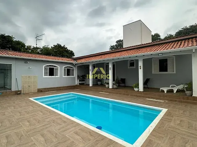 Casa com 1131m² 4 quartos e 3 banheiros, à venda, no bairro Condomínio Fechado Village Haras São Luiz em Salto