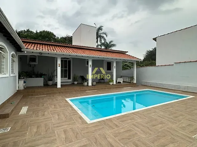 Casa com 1131m² 4 quartos e 3 banheiros, à venda, no bairro Condomínio Fechado Village Haras São Luiz em Salto