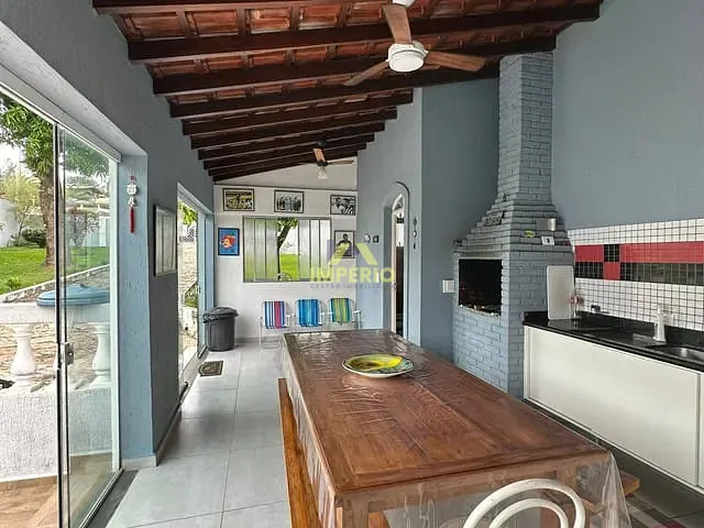 Casa com 1131m² 4 quartos e 3 banheiros, à venda, no bairro Condomínio Fechado Village Haras São Luiz em Salto