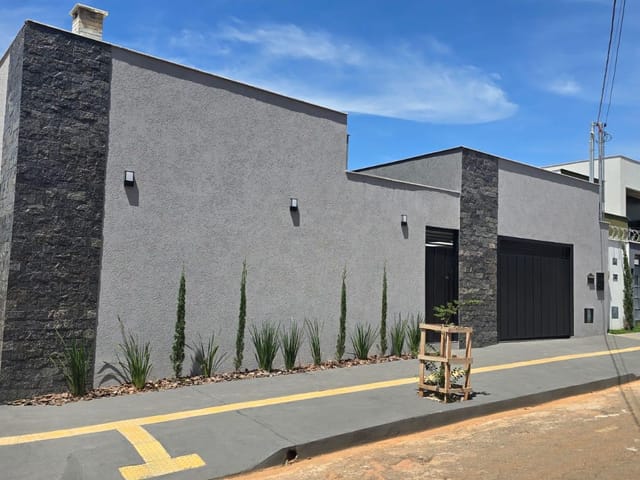 Casa com 300m² 3 quartos e 3 banheiros, à venda, no bairro Setor Faiçalville em Goiânia