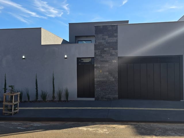 Casa com 300m² 3 quartos e 3 banheiros, à venda, no bairro Setor Faiçalville em Goiânia