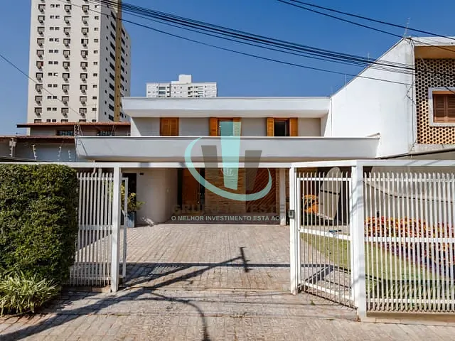 Sobrado com 600m² 4 quartos e 6 banheiros, à venda ou para alugar, no bairro CENTRO em ARARAQUARA