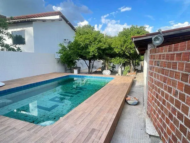 Casa 2 quartos e 1 banheiro, à venda, no bairro Alves de Souza em Paulo Afonso