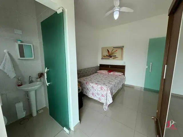 Casa 2 quartos e 3 banheiros, à venda, no bairro Belas Artes em Itanhaém