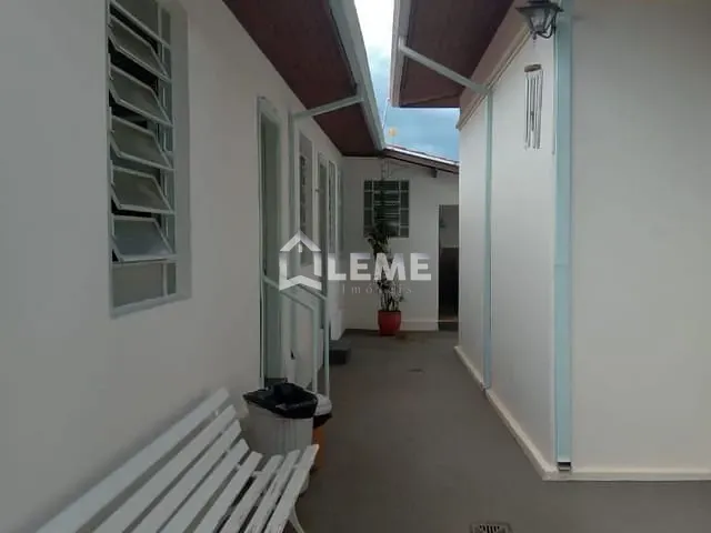 Casa com 483m² 4 quartos e 1 banheiro, à venda, no bairro Centro em Mococa