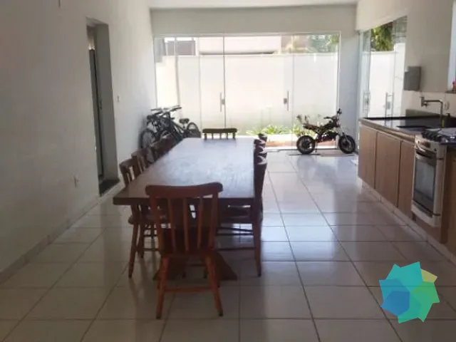 Casa com 352m² 3 quartos e 3 banheiros, à venda, no bairro Condomínio Lagos D'Icaraí em Salto
