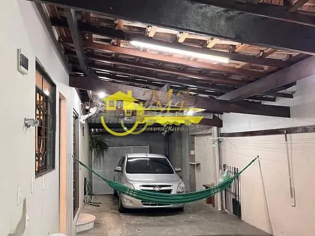 Casa com 180m² 2 quartos e 1 banheiro, à venda, no bairro Nucleo Residencial Vila Vitoria em Campinas