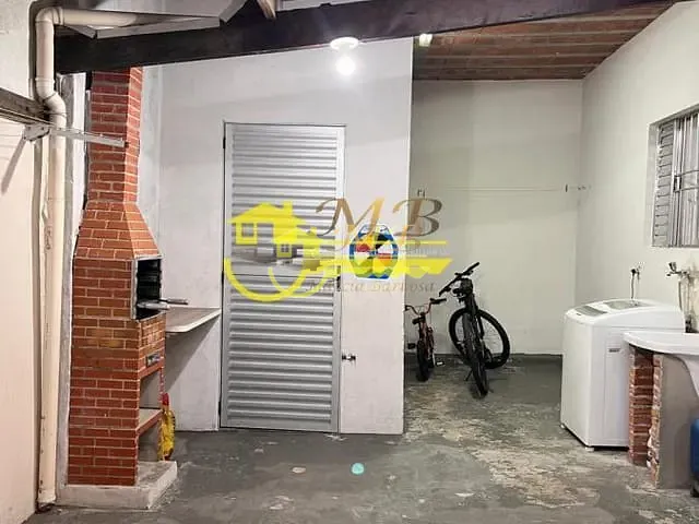 Casa com 180m² 2 quartos e 1 banheiro, à venda, no bairro Nucleo Residencial Vila Vitoria em Campinas